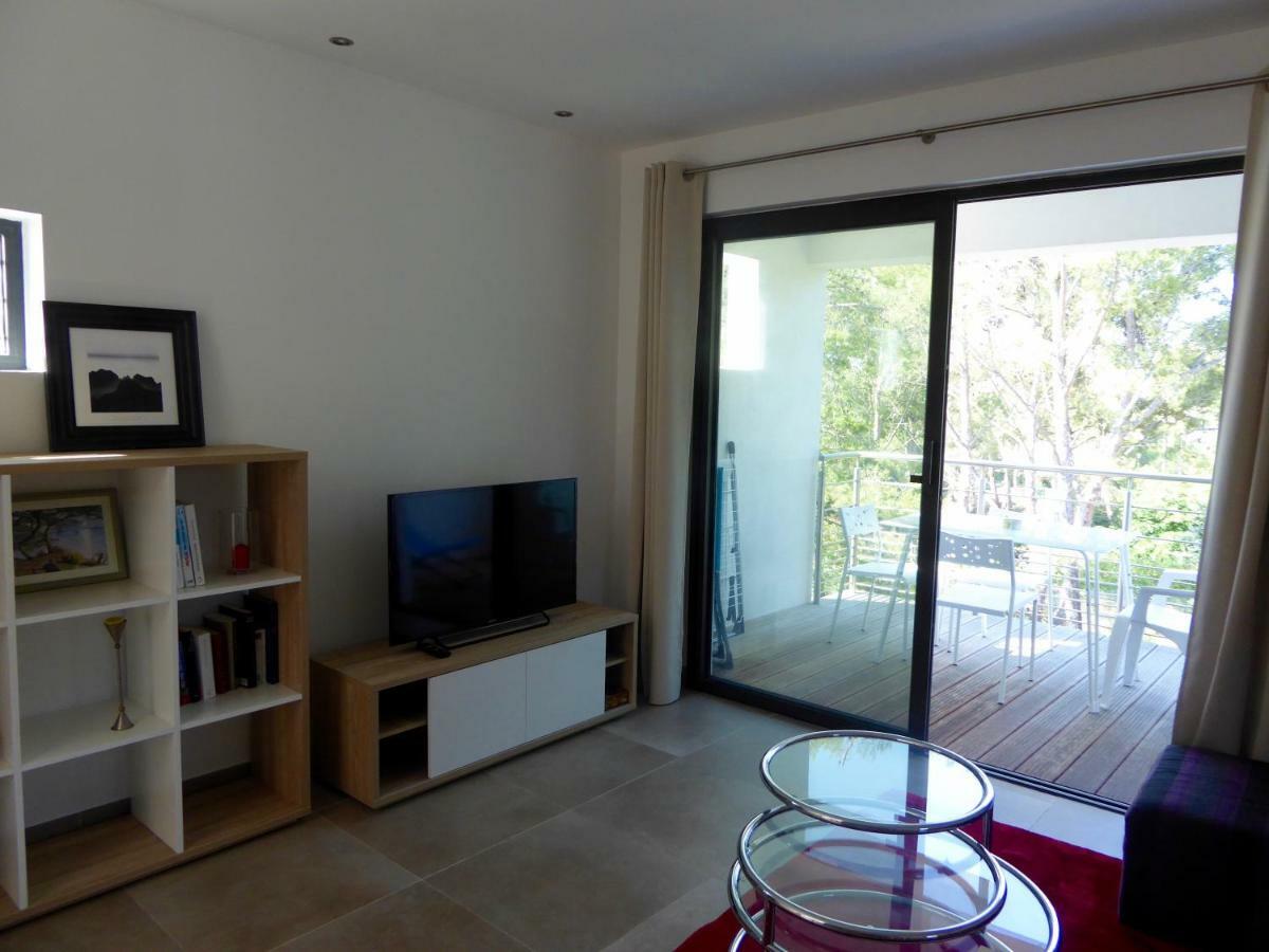 Villa Lucienne Bandol , T2 4 Etoiles Avec Garage, Dans Les Calanques Exterior foto